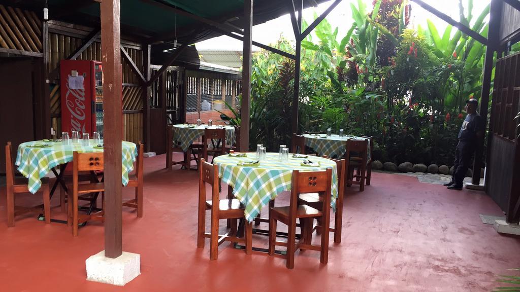 Hostal El Paisano Puerto Misahuallí Exteriör bild